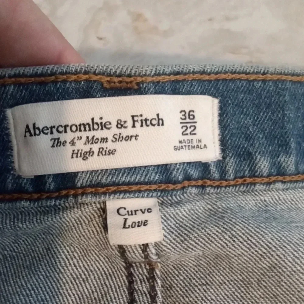 Abercrombie &Fitch The 4